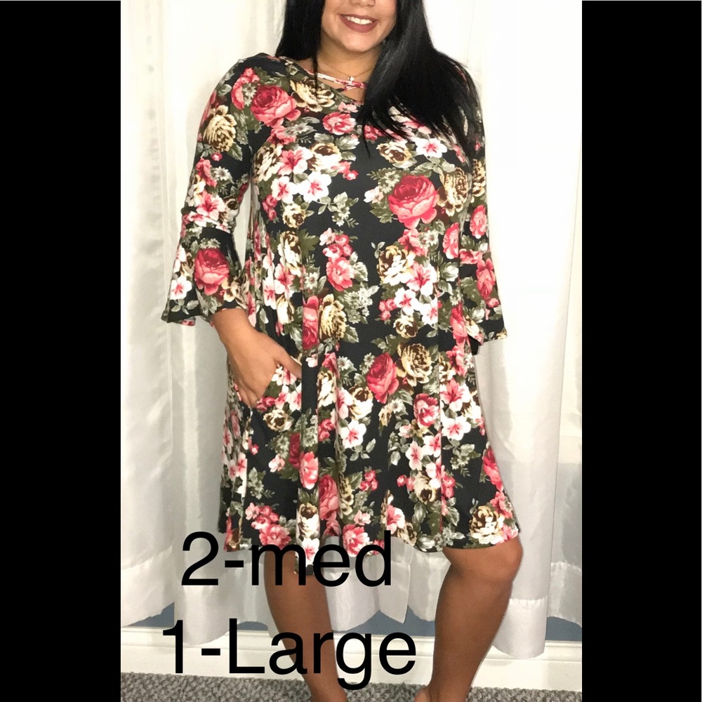 NEW Floral Dress with Pockets Multiple Sizes